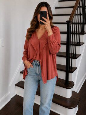 BCBGMAXAZRIA Women’s Rust Satin Draped High Low Blouse
